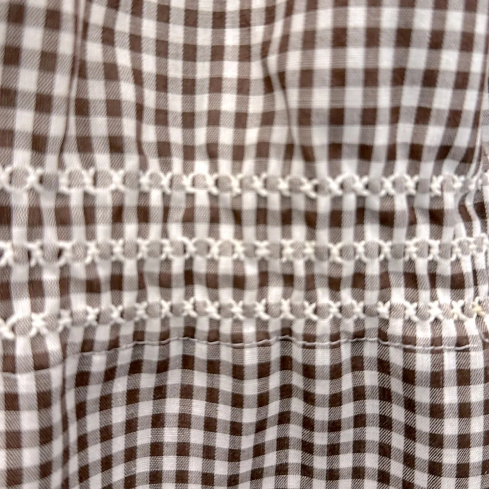 Handmade Vintage Apron with Pocket Gingham Fabric Stitched Detail - Picture 4 of 7